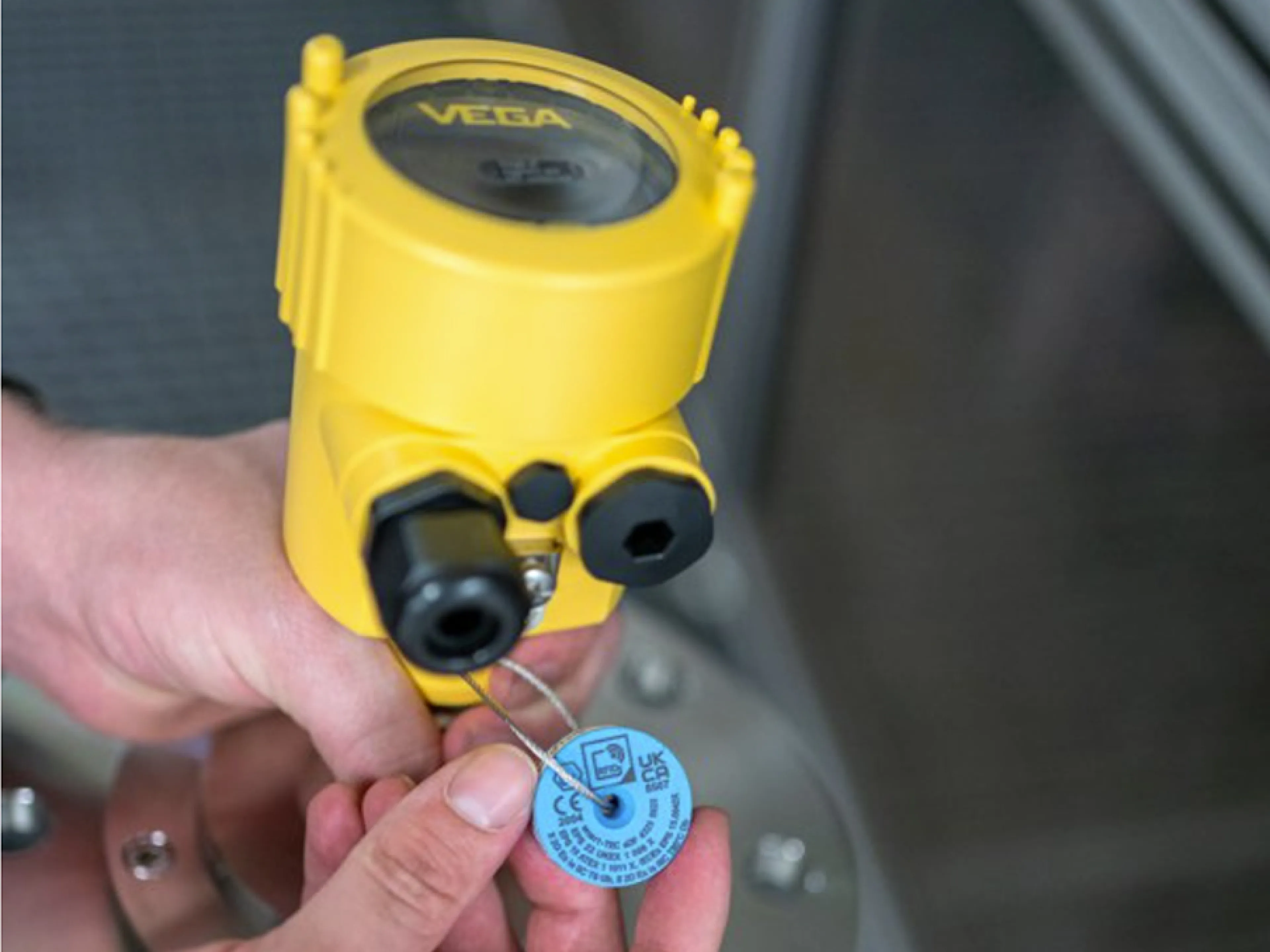 In RFID-Tags stecken alle wichtigen Sensorinformationen und bleiben dort auch in rauen Umgebungen dauerhaft lesbar