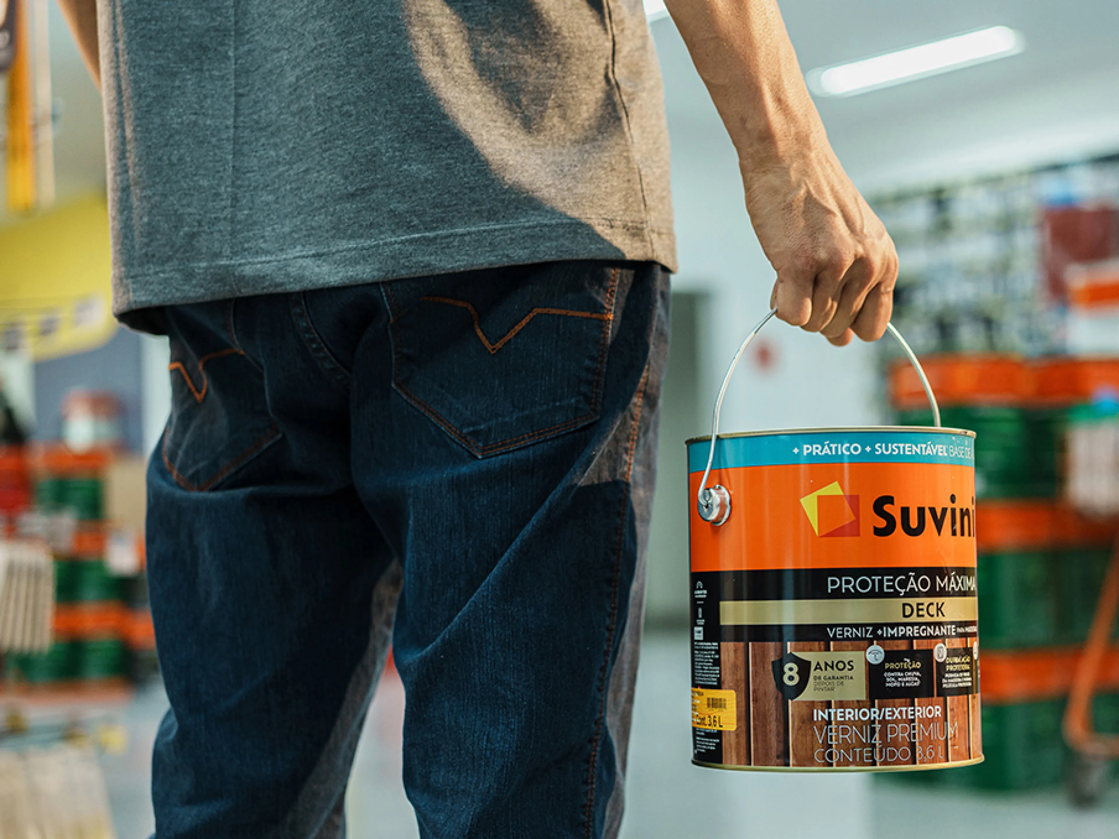 Das Bautenanstrichmittel-Geschäft von BASF ist ein B2C-Geschäft mit einem Portfolio an Farben, Farbvorbereitungsprodukten sowie digitalen Lösungen, die hauptsächlich unter der Marke Suvinil vertrieben werden