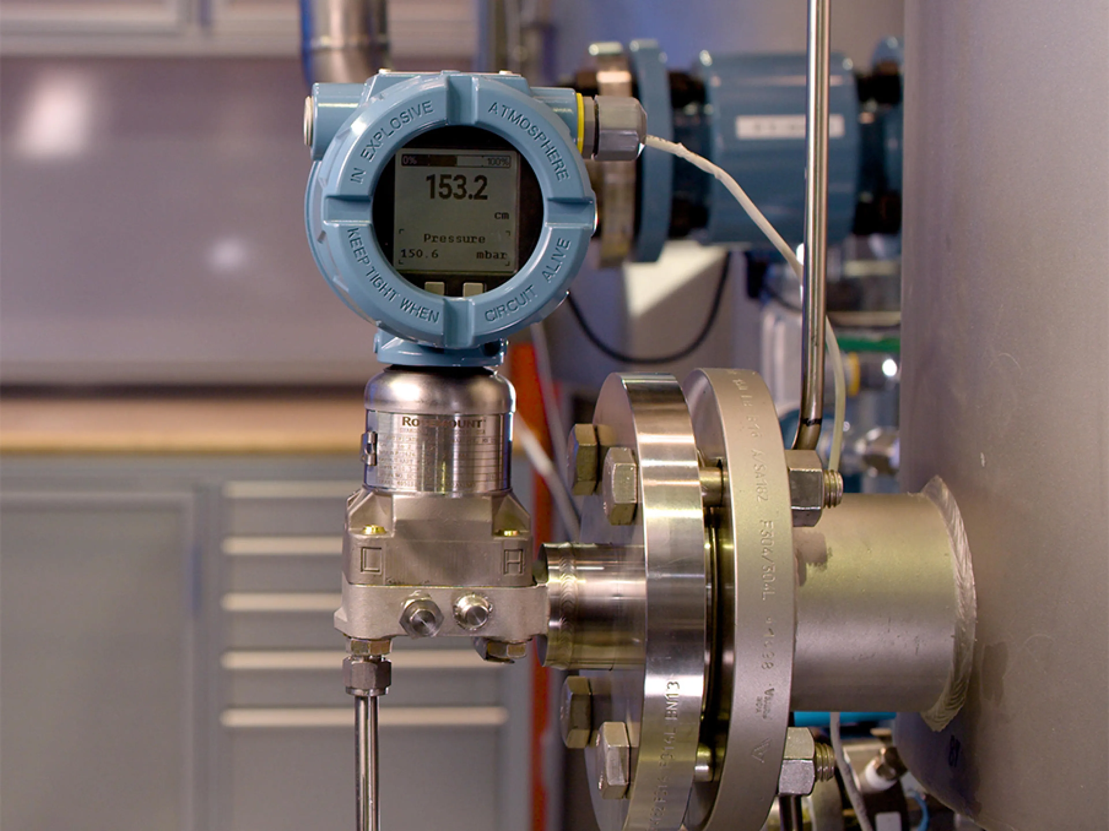 Der Druckmessumformer „Rosemount 4051S“ ermöglicht in einigen Anwendungen eine Echtzeitsteuerung, wodurch separate Geräte wie beispielsweise Druckschalter und programmierbare Steuerungen überflüssig werden