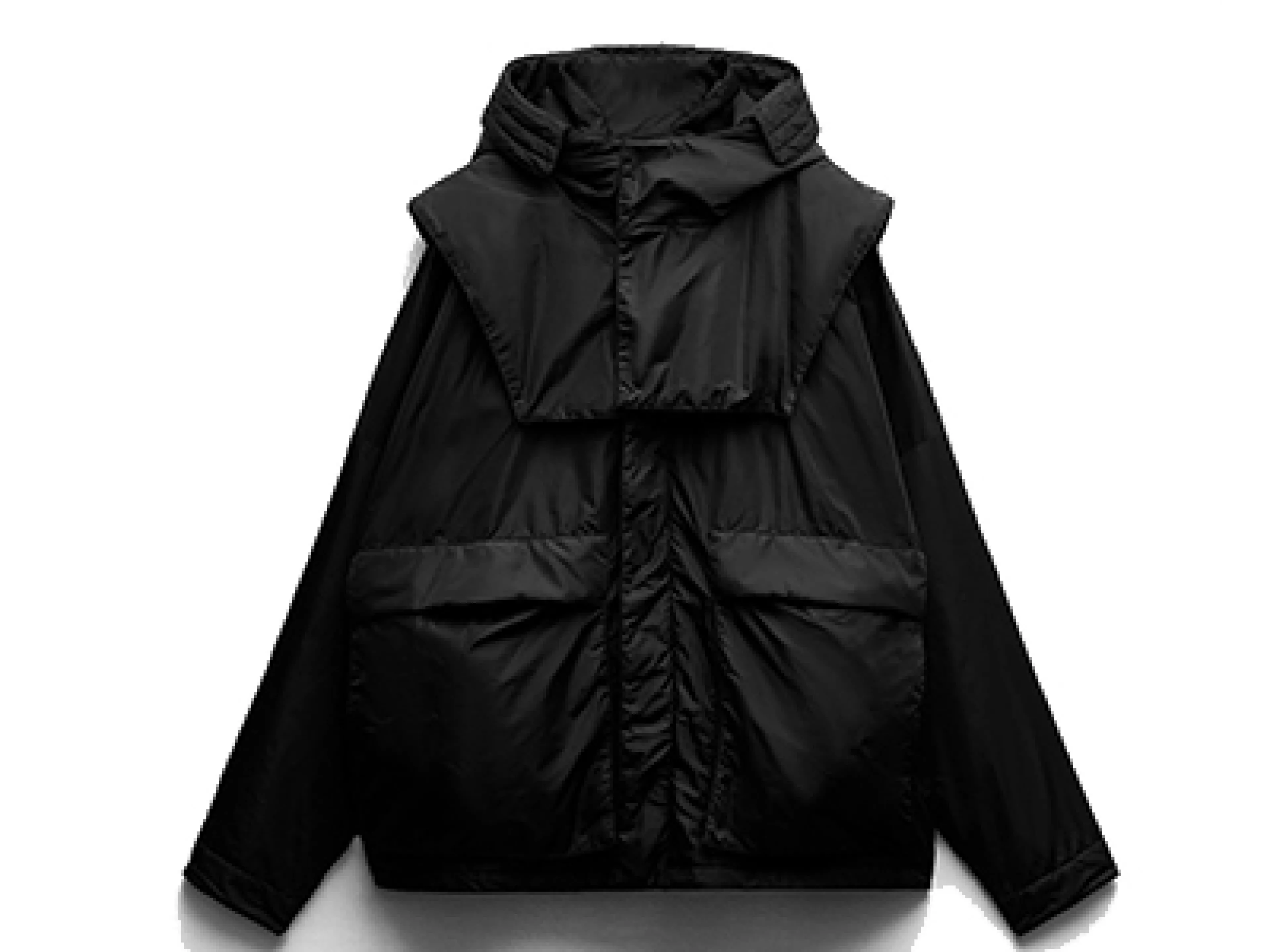 Mit dem neuen Nylon aus 100 Prozent Textilabfällen hat Zara eine Jacke hergestellt