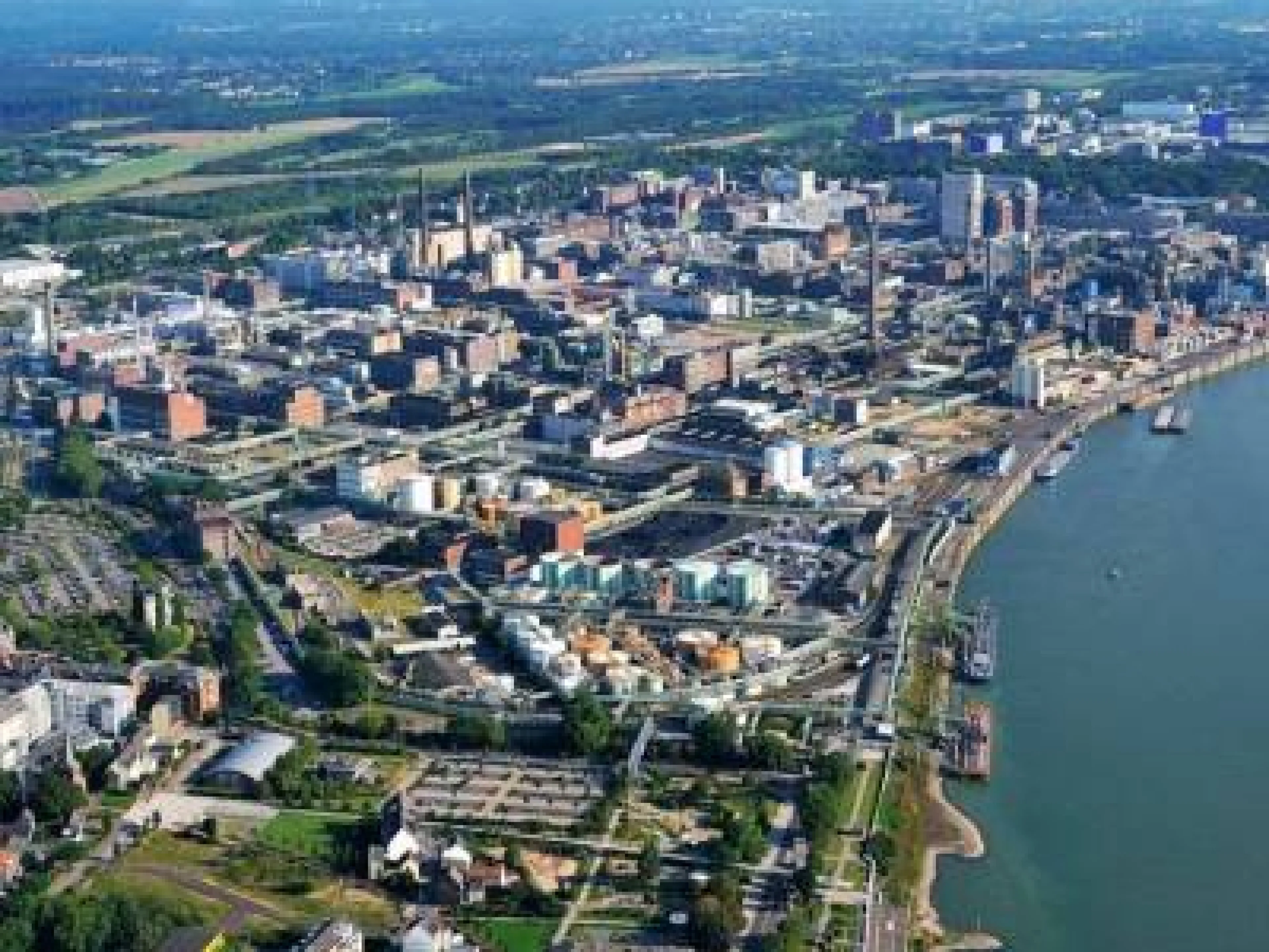 Lanxess hat seine Anteile am Chemiepark-Betreiber Currenta veräußert