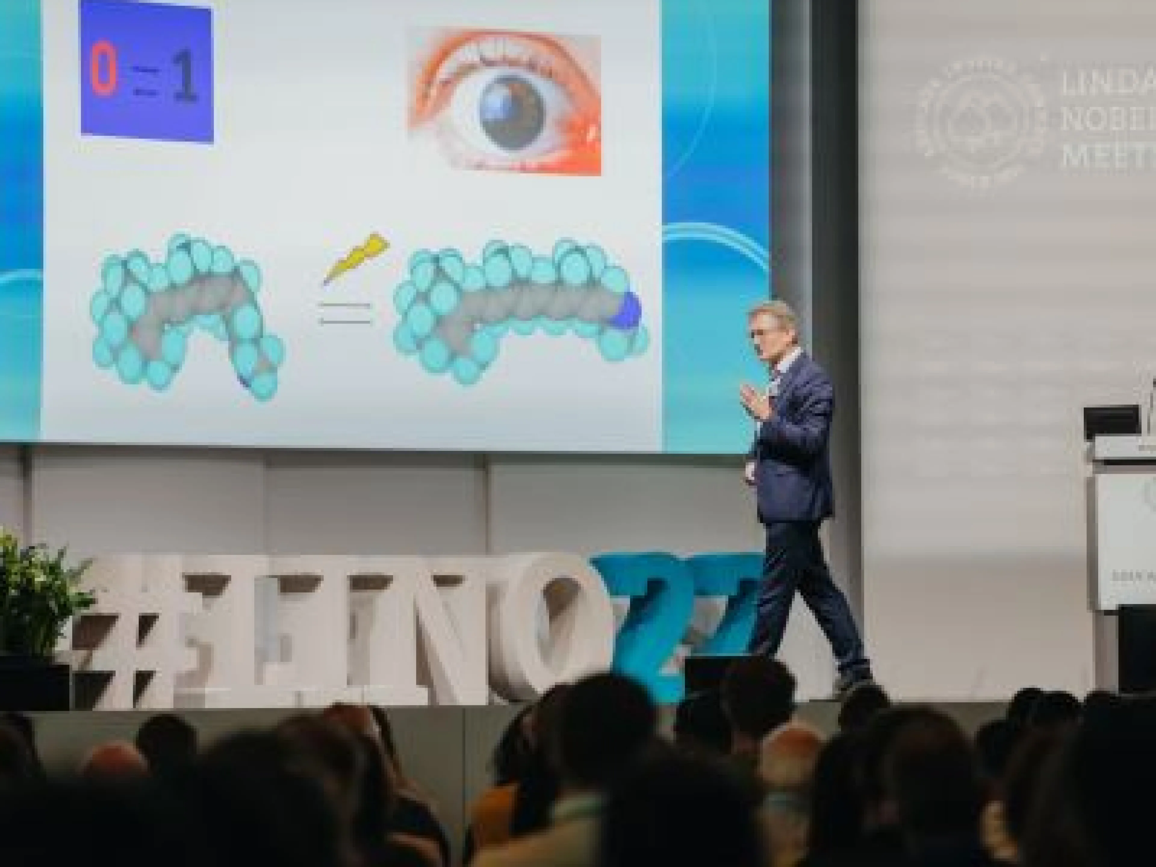 Ben L. Feringa während seines Vortrags bei „#LINO22“
