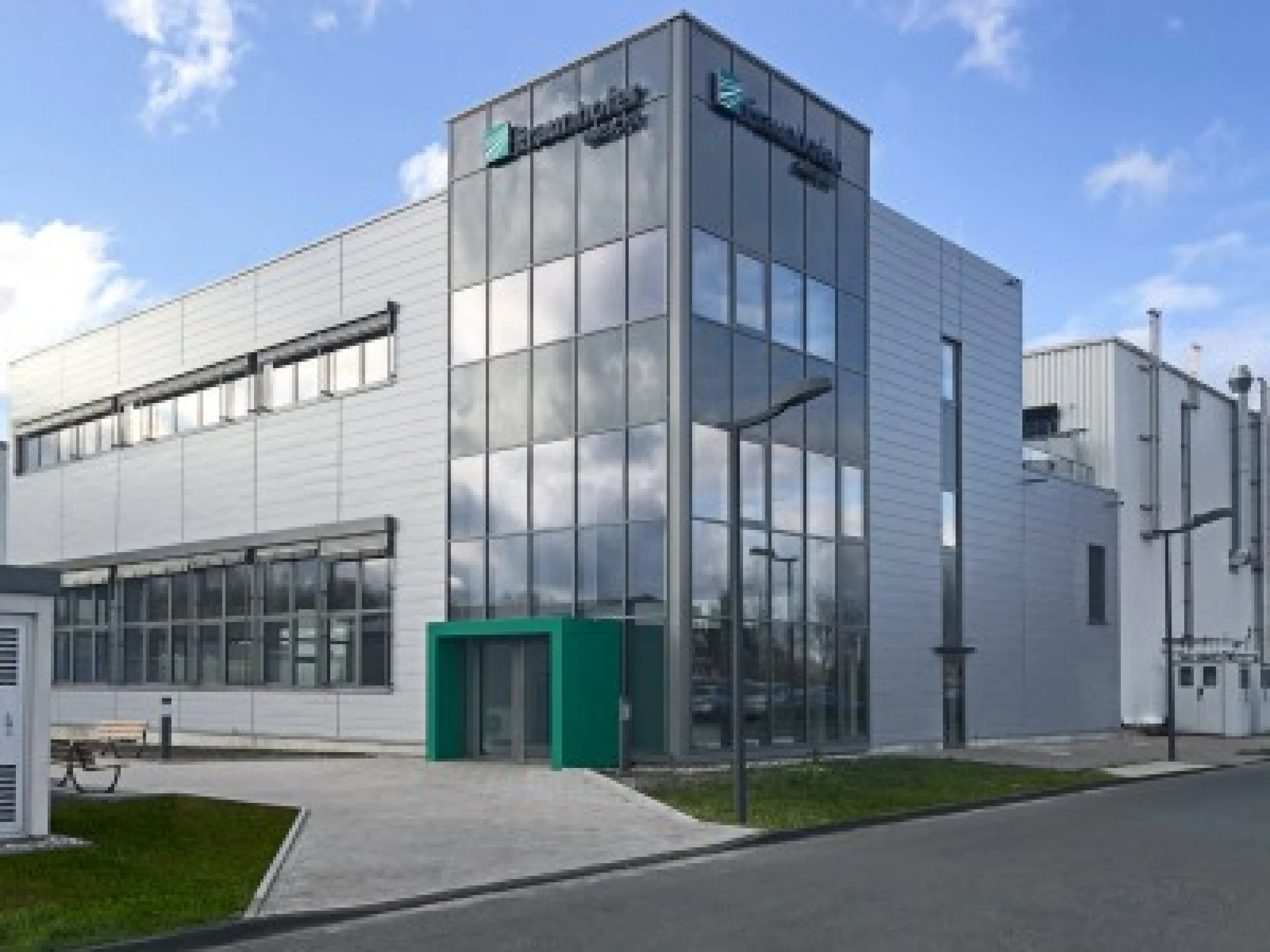„Carbon2Chem“-Labor auf dem Campus des Fraunhofer-Instituts