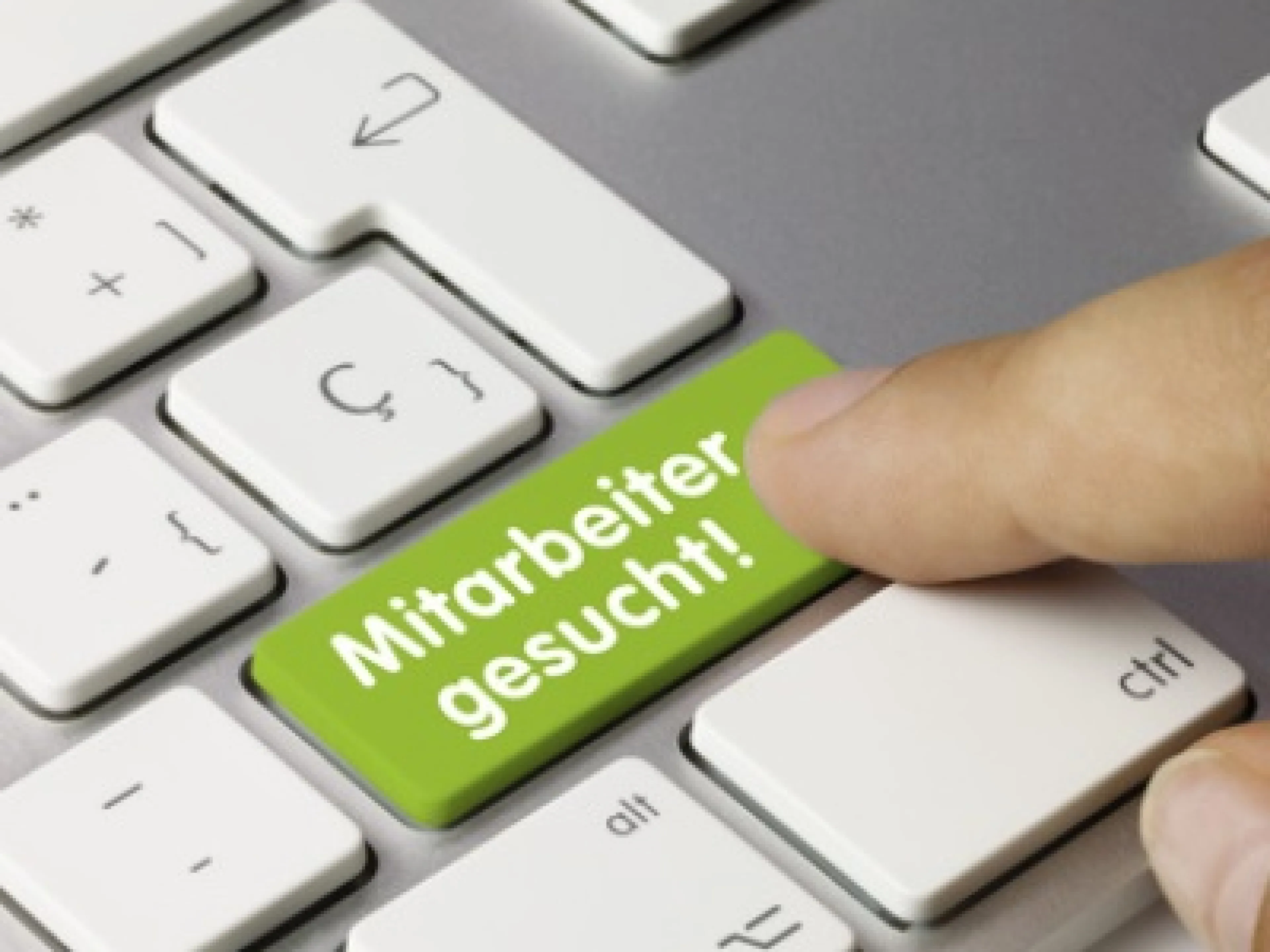 Zwei Drittel aller Firmen, die Fachkräfte einstellen wollen, befürchten Rekrutierungsschwierigkeiten