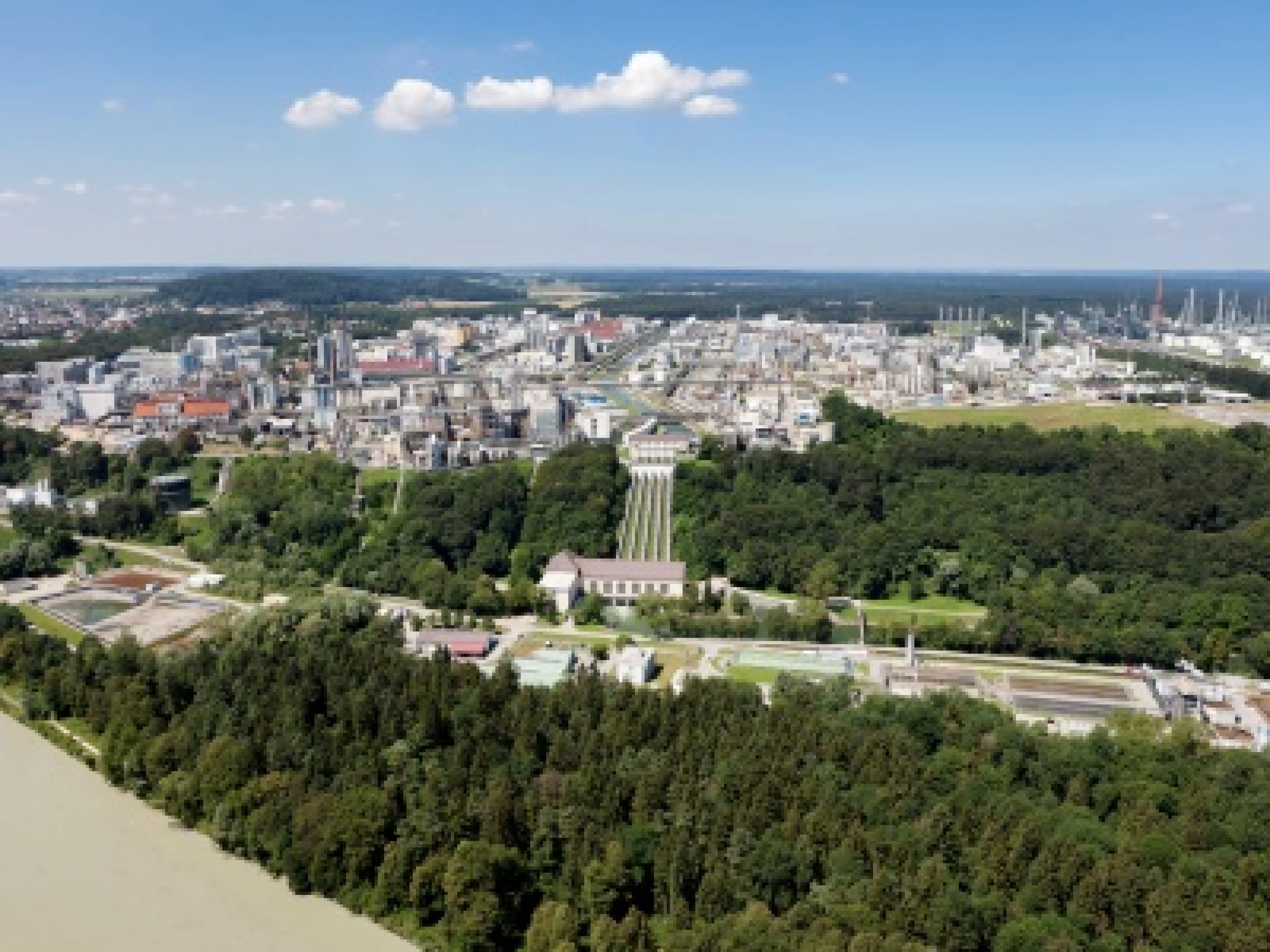 Stammwerk von Wacker Chemie in Burghausen. Der Chemiekonzern gehört zu den größten Arbeitgebern in der Region