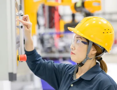 Im japanischen Tsukuba hat Wacker eine neue Produktionslinie für wärmeleitfähige Siliconmassen in Betrieb genommen. Solche Produkte werden in der Elektromobilität als wärmabführende Gap-Filler zur Kühlung der Leistungselektronik und der Antriebsbatterie eingesetzt, Bild: Wacker In Tsukuba, Japan, hat Wacker eine neue Produktionslinie für wärmeleitfähige Siliconmassen in Betrieb genommen