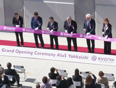 Feierliche Eröffnung der neuen Aluminiumoxid-Anlage von Evonik in Yokkaichi, Japan