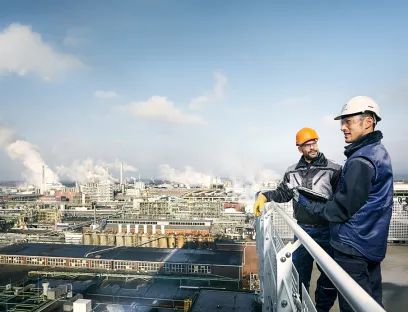Prozessmesstechnik: Mit der Chemieagenda 2045 setzt die Bundesregierung ein starkes Signal für die Zukunft der Chemieindustrie. Damit Entlastung und langfristiger Wandel ineinandergreifen, braucht es jedoch mehr als politische Rahmenbedingungen