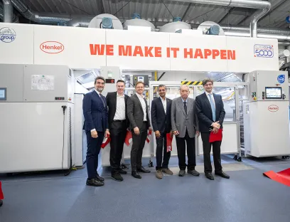 v.l.n.r.: Eröffnung des Packaging Competence Center: Vincenzo Cerciello, Nordmeccanica; Kai Ethner, Dirk Martin und Rajat Agrawal, Henkel; Antonio Cerciello und Alfredo Cerciello, Nordmeccanica