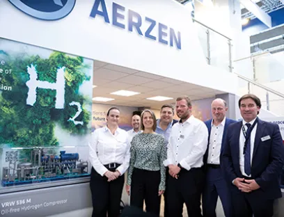 Aerzen und „HH2E“ haben auf der Achema 2024 die Zusammenarbeit beschlossen, Bild: Aerzen Aerzen und „HH2E“ haben auf der Achema 2024 die Zusammenarbeit beschlossen