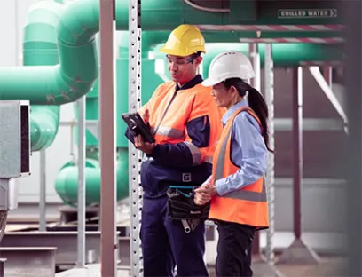 Bei der Wacker Chemie können Ingenieurteams cloudbasiert und synchron entlang eines digitalen Zwillings an ihren Projekten arbeiten, Bild: Aveva Bei der Wacker Chemie können Ingenieurteams cloudbasiert und synchron entlang eines digitalen Zwillings an ihren Projekten arbeiten