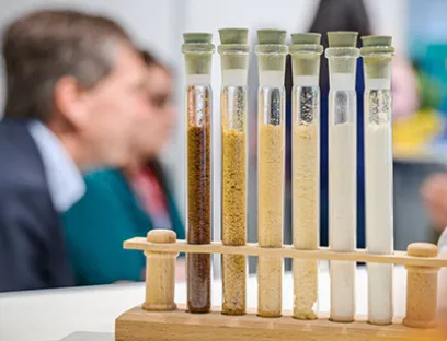 Auf der Chemspec Europe 2024 stellen 305 Aussteller aus allen Bereichen der Fein- und Spezialchemie ihre Produkte vor, Bild: Reed Exhibitions Chemspec Europe 2024