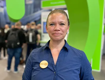 Jessica Bethune von Schneider Electric im Business Lunch-Interview, Bild: chemieproduktion-online.de / Susanne Woggon Jessica Bethune, Vice President Industrial and Process Automation für die Region DACH bei Schneider Electric
