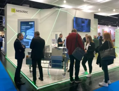 Endlich wieder Messen mit vielen tollen Gesprächen auf dem Sesotec Stand in neuem Design