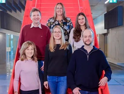 u.v.l.n.r.: Prof. Dr. Viktoriia Wagner, Carolin Ganas und Frerik Jumpertz. Oben von links nach rechts: Prof. Dr. Ulrich Schörken, Prof. Dr. Birgit Glüsen und Edda John, Bild: TH Köln /Thilo Schmülgen Prof. Dr. Viktoriia Wagner, Carolin Ganas und Frerik Jumpertz. Oben von links nach rechts: Prof. Dr. Ulrich Schörken, Prof. Dr. Birgit Glüsen und Edda John von der TH Köln