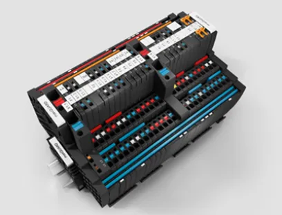 Das neue „maxGUARD“- Lastüberwachungsmodul regelt die Potentialverteilung für Sensoren wie auch für Starklasten, Bild: Weidmüller Das neue „maxGUARD“- Lastüberwachungsmodul regelt die Potentialverteilung für Sensoren wie auch für Starklasten