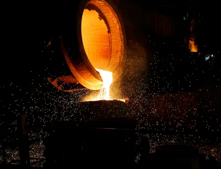 Clariant und Midrex setzen ihre Zusammenarbeit im Bereich der Direktreduktions-Eisentechnologie fort, um die CO2-Emissionen in der Stahlproduktion drastisch zu senken, Bild: Morteza Mohammadi / Unsplash Clariant und Midrex setzen ihre Zusammenarbeit im Bereich der Direktreduktions-Eisentechnologie fort, um die CO2-Emissionen in der Stahlproduktion drastisch zu senken